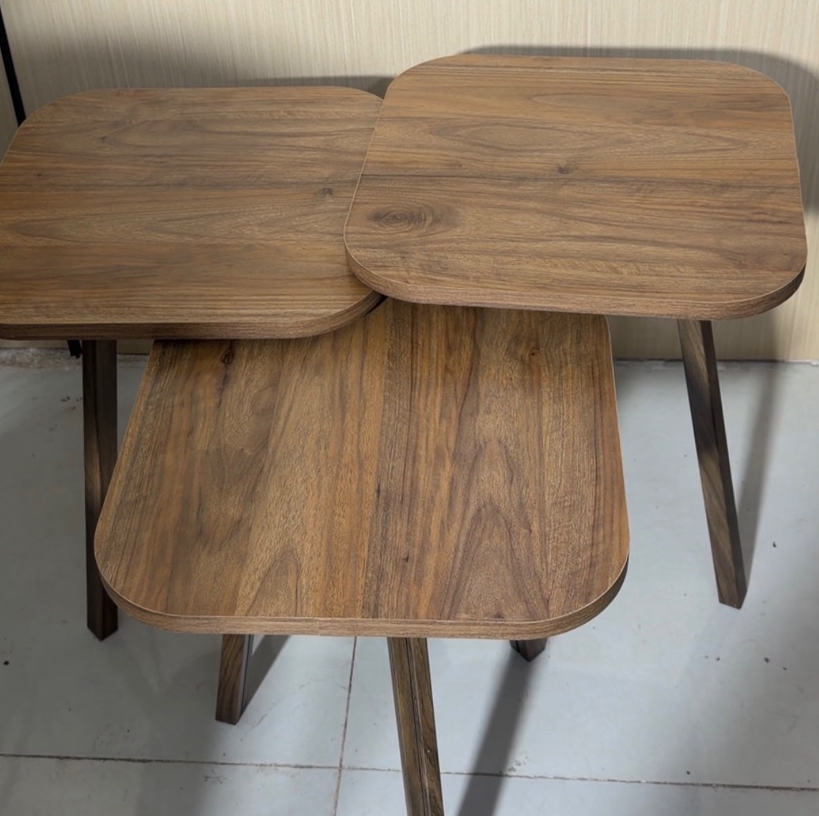 سيت طبلة ثلاثي هرمي شكل مربع - dark_wood